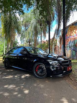 MERCEDES-BENZ C 63 AMG 4.0 V8 TURBO S GASOLINA SEDAN 4P AUTOMÁTICO